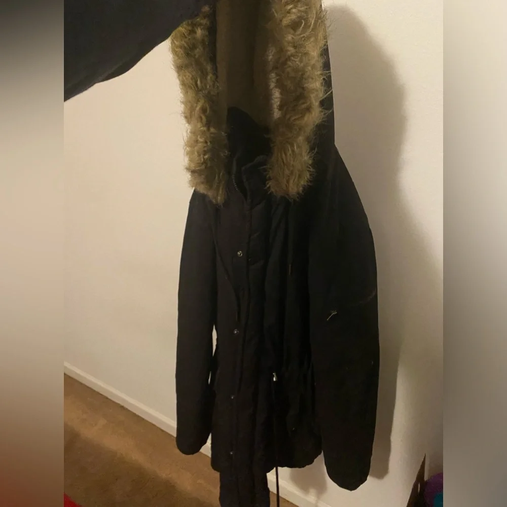 Black Fur-Trimmed Hooded Jacket - Picture 1 of 1